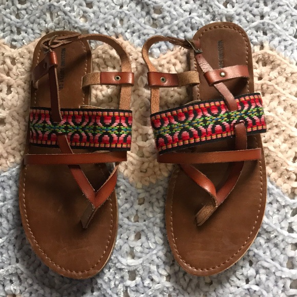 Mossimo Supply Co sandal 9 - Picture 2 of 8